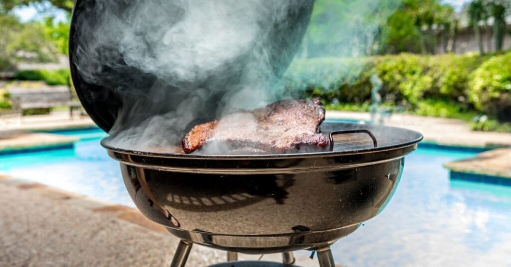 How much brisket for 10 adults